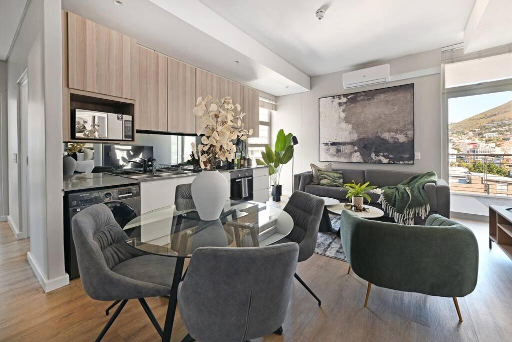 Appartement Freya - Stunning 2 Bed With & Table Mountain Views ! Le Cap