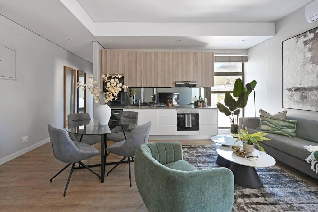 Appartement Freya - Stunning 2 Bed With & Table Mountain Views !