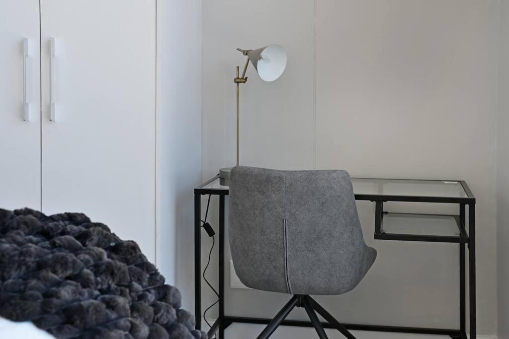 Freya - Stunning 2 Bed With & Table Mountain Views ! * Le Cap