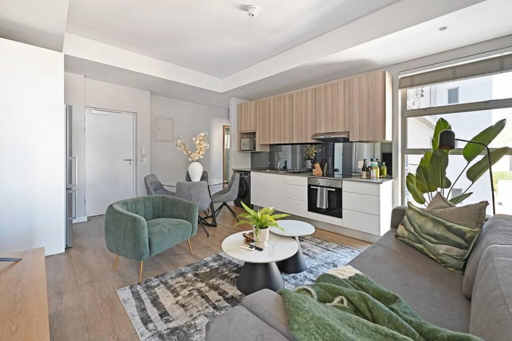 Freya - Stunning 2 Bed With & Table Mountain Views ! Appartement Le Cap