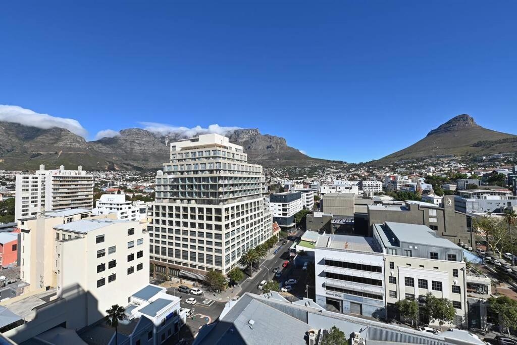 Appartement Freya - Stunning 2 Bed With & Table Mountain Views !